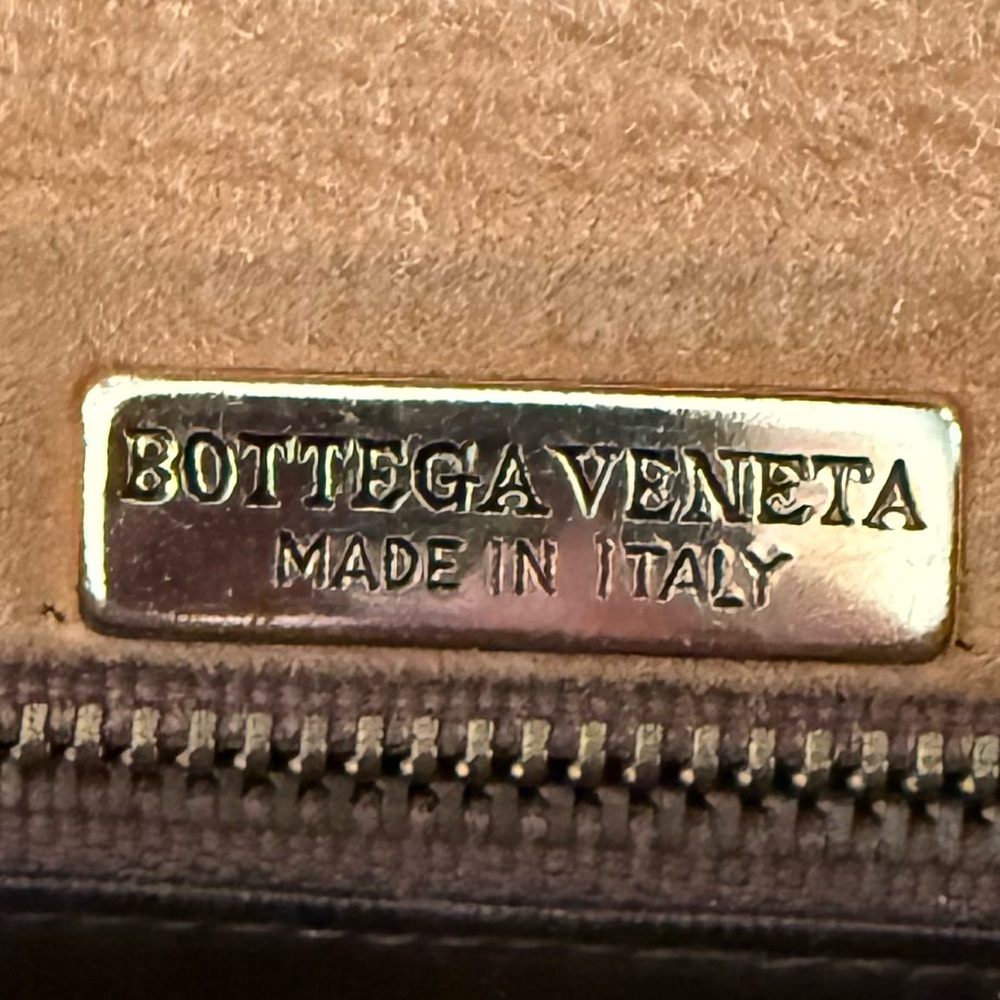 Bottega Veneta Suede Intrecciato Vintage Tan Woven Crossbody Bag - Picture 9 of 16